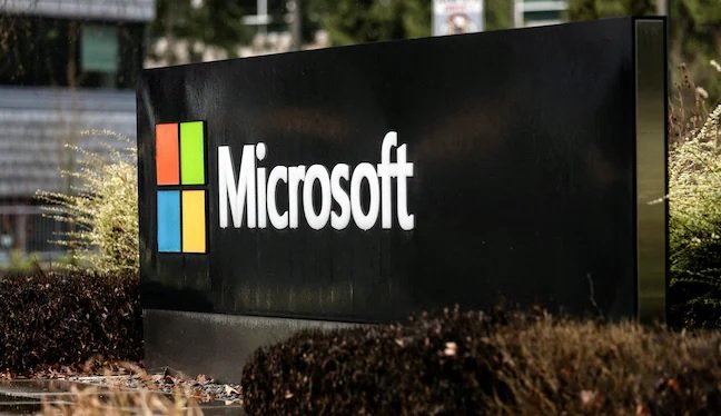 सर्वर डाउन होने पर Microsoft बोला- आ रहा है सॉल्युशन, भारत, US-UK से जर्मनी तक उड़ानें, बैंक, रेलवे ठप