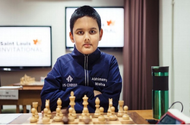 12 साल के अभिमन्यु मिश्रा ने रचा इतिहास, बने शतरंज के सबसे युवा ग्रैंडमास्टर