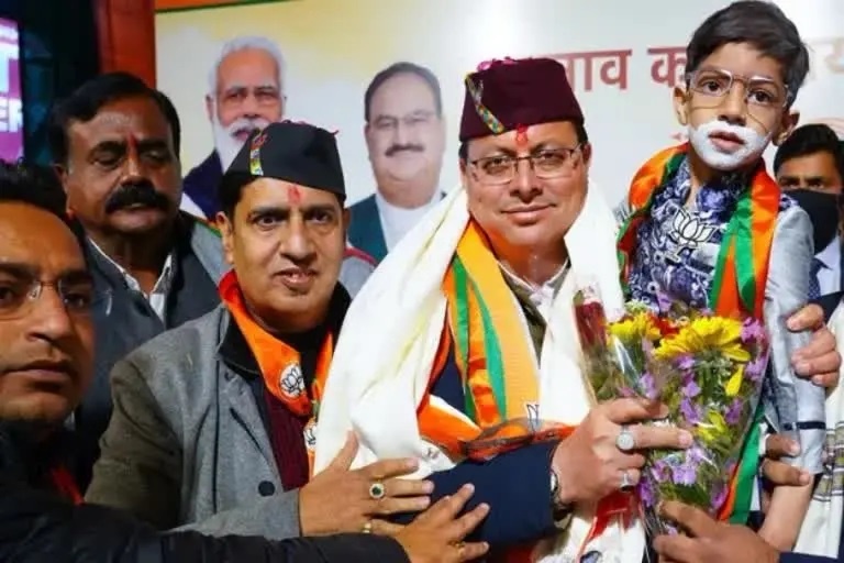 उत्तराखंड: CM धामी बोले- कांग्रेस का ‘हाथ’ खूनी पंजा, बोले- ‘लक्ष्मी जी कमल पर आती हैं, झाड़ू-हाथी-साइकिल पर नहीं’