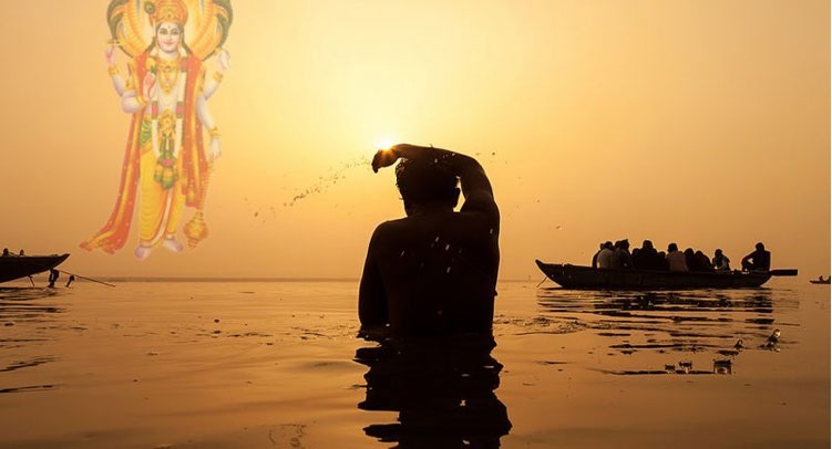 माघ मास में गंगाजल मिलाकर स्नान करने की है परंपरा: सूर्य को अर्घ्य देकर करें दिन की शुरुआत