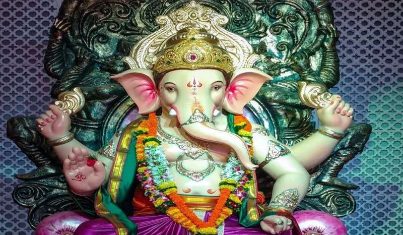 हर बुधवार को करें गणेश चालीसा पाठ, सुख, संपत्ति, सौभाग्य देंगे गणपति बप्पा