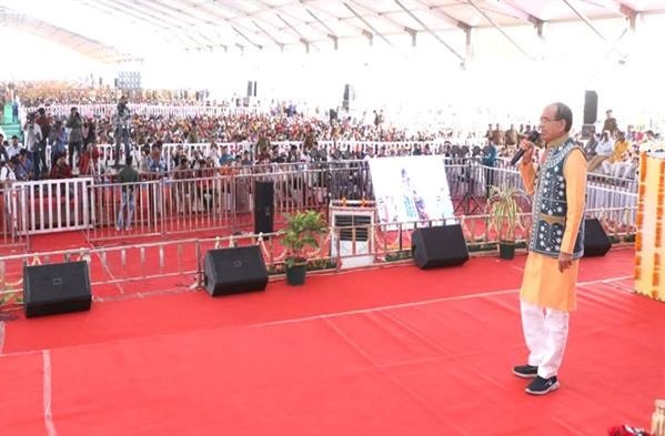 हलमा की परम्परा को समूचे मध्यप्रदेश में किया जायेगा विस्तारित : मुख्यमंत्री चौहान