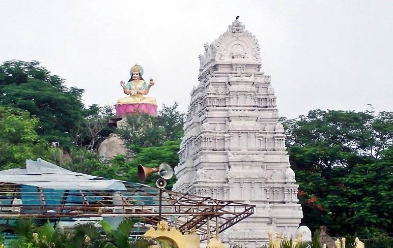माता  सरस्वती का ये मंदिर इसलिए है प्रसिद्घ 