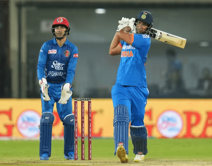 टीम इंडिया के लिए फिर मैच विनर साबित हुए शिवम दुबे, छक्कों की हैट्रिक लगा जीता फैंस का दिल