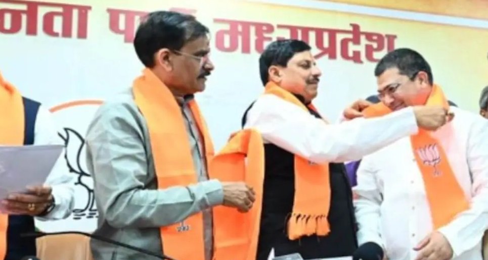 ‘मुस्लिमों को समझ आने लगी कांग्रेस की नीयत, हो रहा मोहभंग’: सैयद जाफर के BJP में शामिल होने पर वक्फ बोर्ड के अध्यक्ष बोले- PM मोदी के प्रति विश्वास